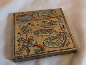 Vintage Chicago Souvenir Powder Compact Wood Veneer Scenic Map