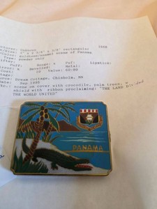 Vintage Panama Souvenir Enamel Gold Tone Powder Compact Mirror