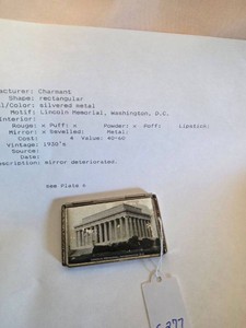 Charmant Lincoln Memorial Washington DC Souvenir Powder Compact