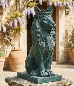 21 Majestic Lion Statue $86.99 Retail - Brand New