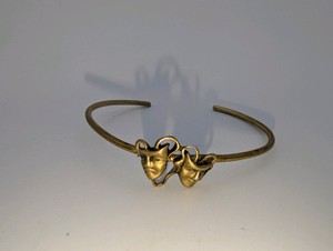 Vintage brass cuff bracelet-iconic theatrical comedy and tragedy masks, size 7.5