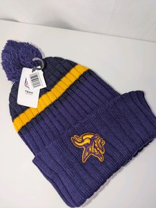Minnesota Vikings cuffed winter beanie with a pom pom, NWT