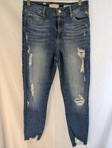 Guess distressed medium-wash skinny ankle jeans, size 29