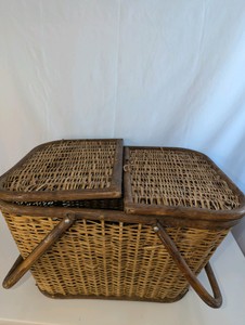 Vintage double-lid wicker picnic basket