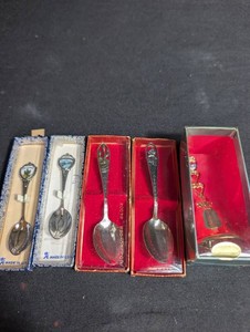 Souvenir Spoon Assortment (Lot of 5)