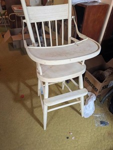 Vintage White Wood High Chair