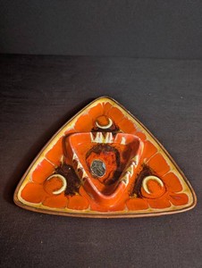 Vintage Treasure Craft Hawaii Ashtray No. 32