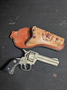 Vintage Nichols Stallion Cap Gun With Holster