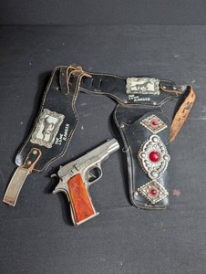 Vintage Hubley the Lone Ranger Cap Gun Holster Set