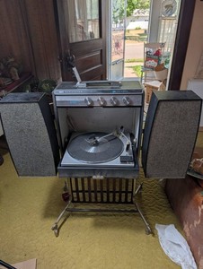 Vintage RCA Victor New Vista Solid State Stereo Turntable