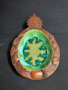 Vintage Treasure Craft Hawaii Leaf Ashtray