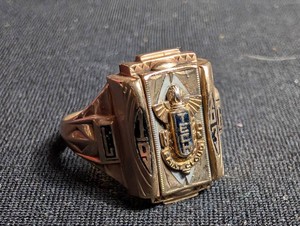 Jostens 10K Class Ring