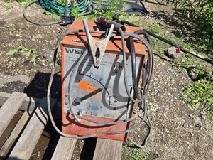 Century Welder 230 AMP Model 110-157 Single Phase - Worked when last used a few  years ago