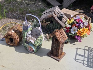 Rustic Birdhouses and Decorative Floral Arrangement