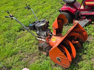 Ariens ST824 Snow Blower - Parts or Repair, Has Compression