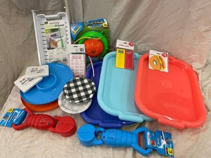 Mixed Lot Feniceclean Summer Eclipse Water Toy, Trays & Party Games