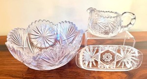 Pressed Glass Serving Set Bowl (Lot of 4)