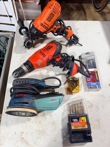 Power Drill & Sander Mixed Lot Black & Decker Bosch Bits