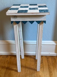 Primitive Style Painted Wood Plant Stand Checkerboard Top