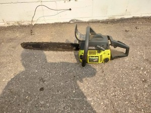 Poulan 2150 2-cycle gas-powered chainsaw