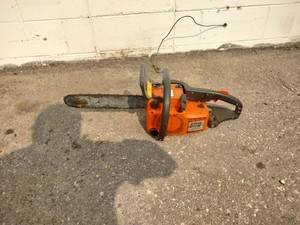 Stihl 011AV chainsaw