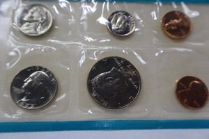 1972 U.S. Mint Uncirculated Coin Set Group