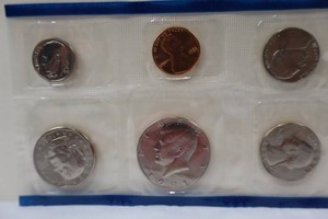 Vintage 1981 U.S. Mint Uncirculated Coin Set