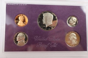 Vintage 1984 United States Mint Proof Set - 5 Coins