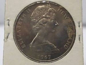 New Zealand 1967 One Dollar Coin - Y42 UNC