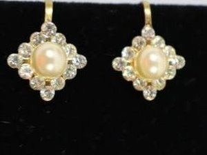 Vintage Pearl & Rhinestone Earrings