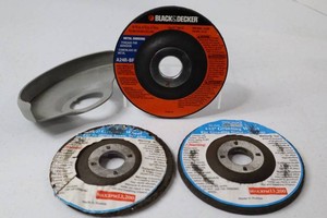 Metal Grinding Wheels & Angle-Grinder Guard Mixed Lot