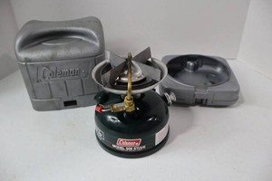 Vintage Coleman Model 508 Liquid-Fuel Camp Stove With Case