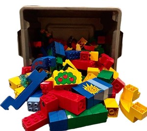 LLR - LEGO Duplo Limited Edition Building Blocks 3030 141 Pieces