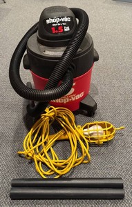 LLR - Wet Dry Vac & Portable Hand Lamp Shop-Vac Model 3150 Mixed Lot