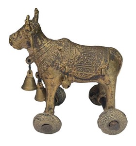 LR - Vintage Nandi Ceremonial Temple Toy