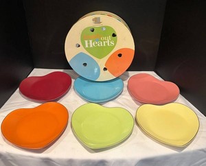 LR - Set of 6 Yedi Inside Out Hearts Dessert Plates