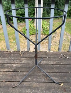 BD - Vintage Plant Stand