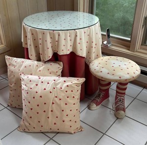 P - Vintage Heart Motif Accent Table, Footstool & Two Pillows