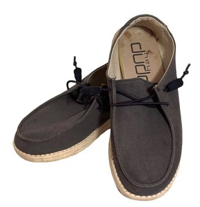 BR1 - Hey Dude Shoes Size 8