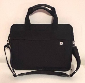 BR1 - Victorinox Travel Bag
