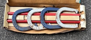 G - Vintage Champ Horseshoe Game Set
