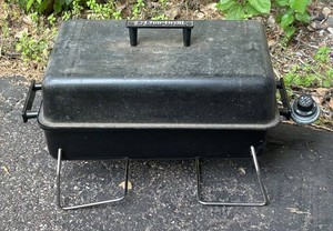 G - Char-Broil Portable Tabletop Grill