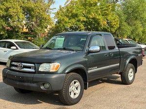 2005 TOYOTA TUNDRA SR5 131k Miles  4x4 (NO RESERVE)