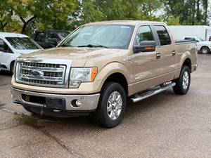 2013 FORD F-150 XLT 1 Owner  4x4 (NO RESERVE)