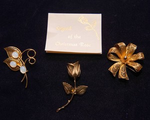 Gold Tone Brooch Collection