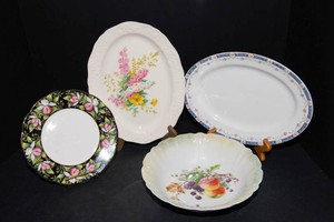 Assorted Floral Plate Collection  Set of 4