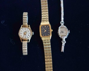 Seiko & Bulova Slim Band Watch Collection