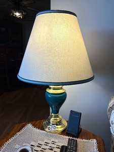 Table lamp