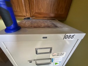 4 drawer filing cabinet