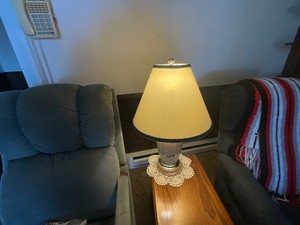 Table lamp